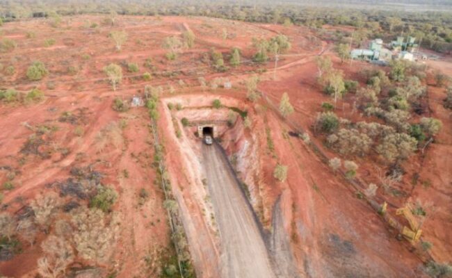 csa mine (la route vers la justice) part 1