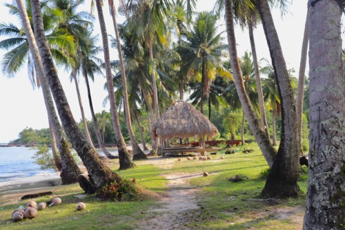 kien tuk beach