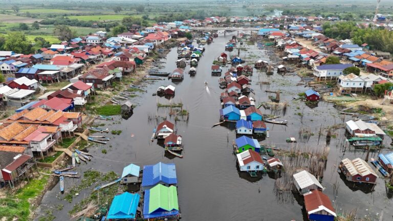 Lire la suite à propos de l’article Prasat : le village flottant