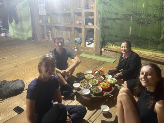 day 2 trek Hoang su phi