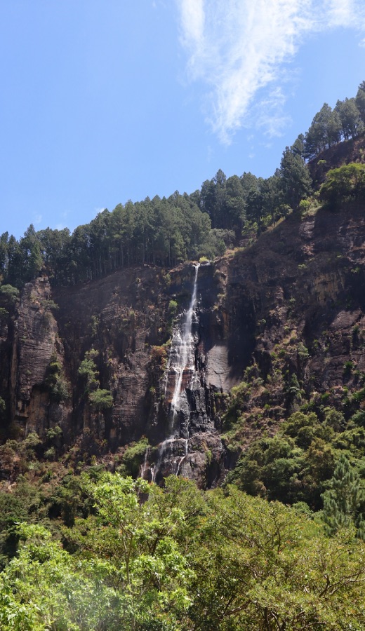 Bambarakanda Falls